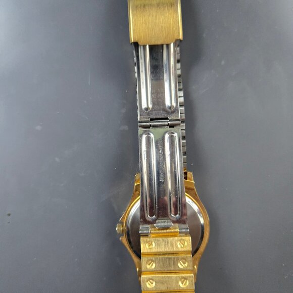 Gold Unisex Quartz Watch - Cartier Santos Style - Picture 5 of 5